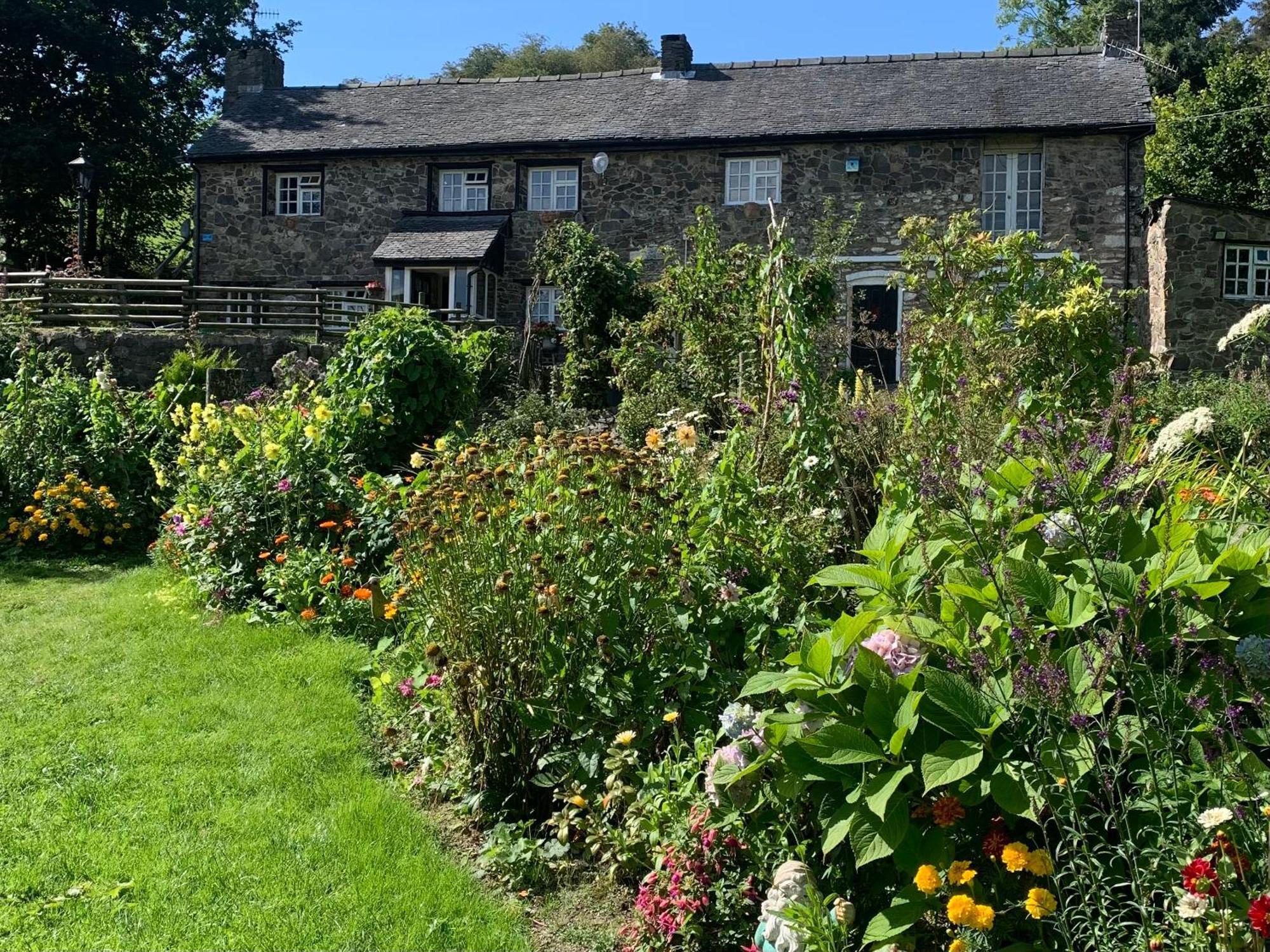 Pant-Y-Creolen Apartment Llanfyllin ภายนอก รูปภาพ