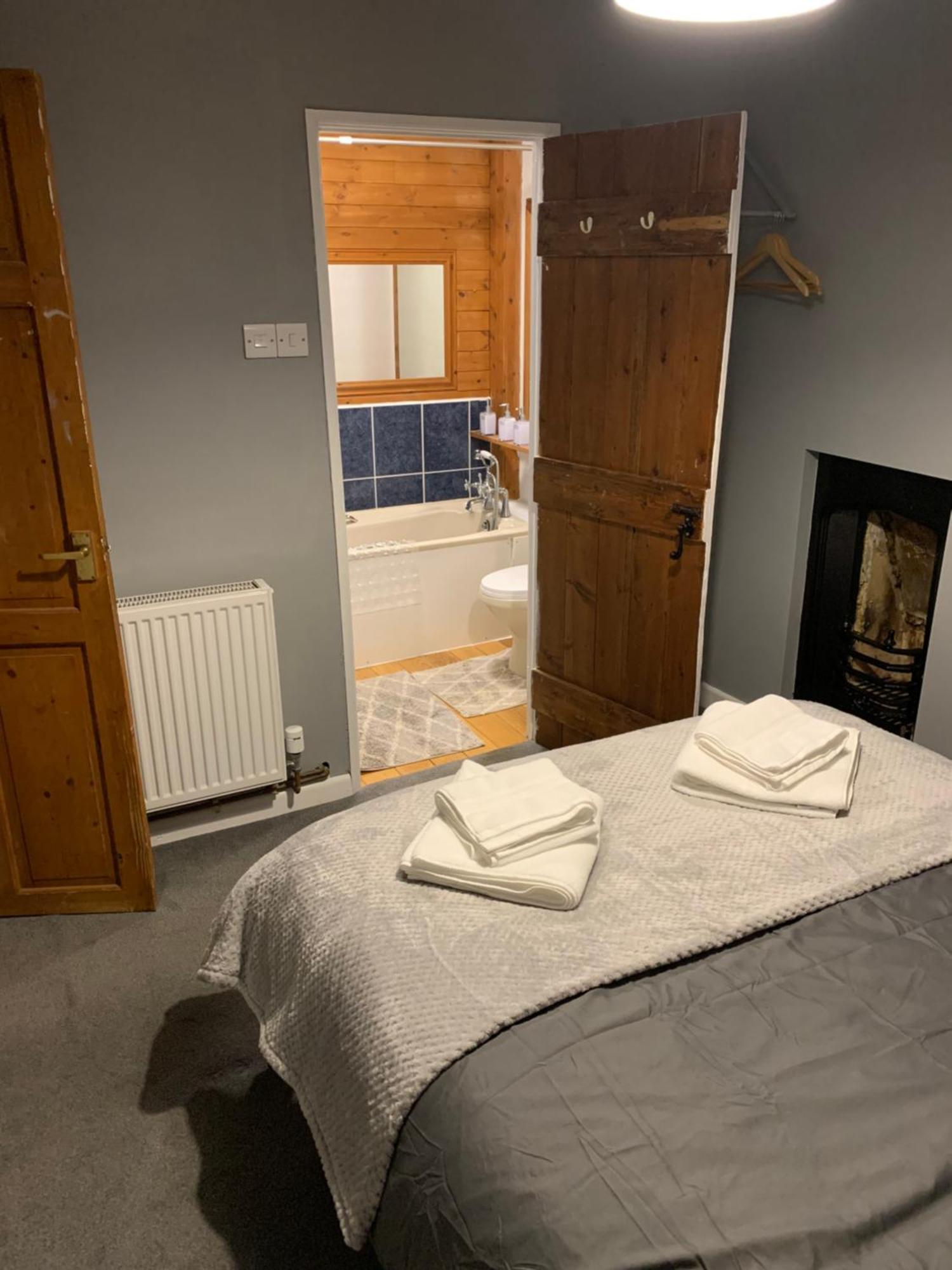 Pant-Y-Creolen Apartment Llanfyllin ภายนอก รูปภาพ