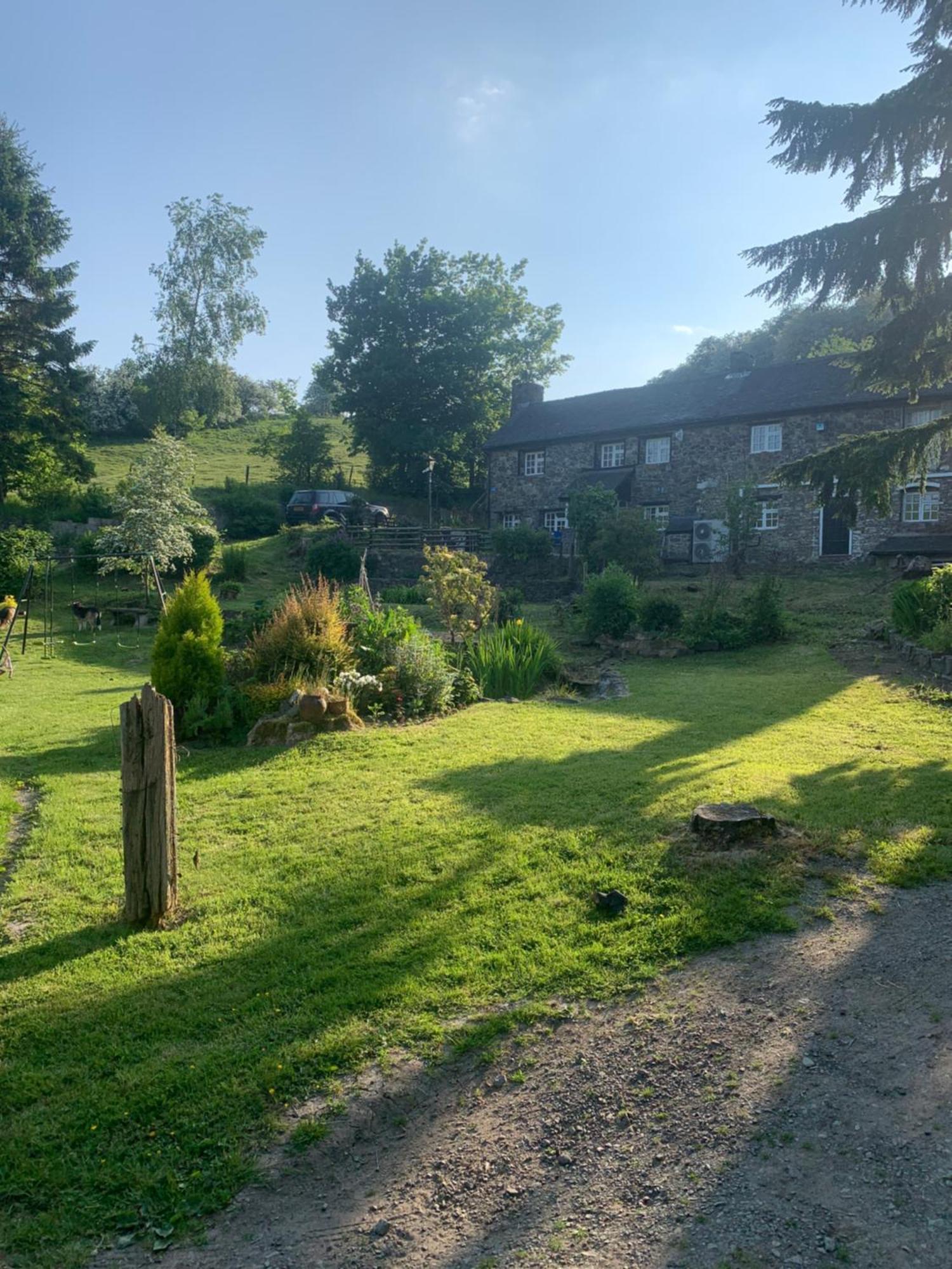 Pant-Y-Creolen Apartment Llanfyllin ภายนอก รูปภาพ